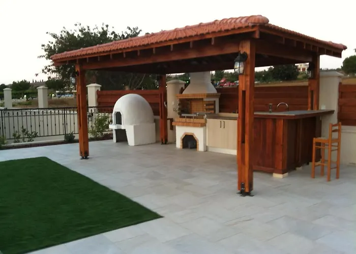 Eagles Cliff Kathikas